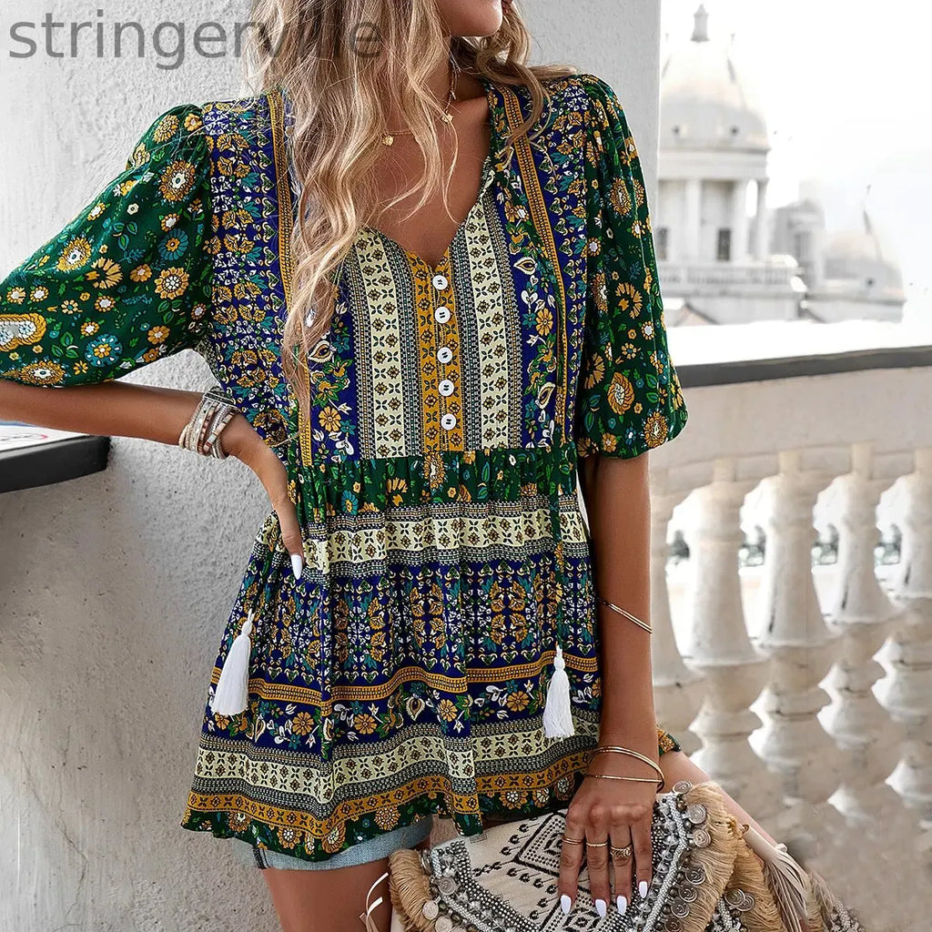 Fashion Casual V-neck Printed T-shirt